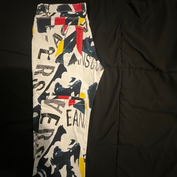 Men’s graffiti paint pants - Picture 2 of 2